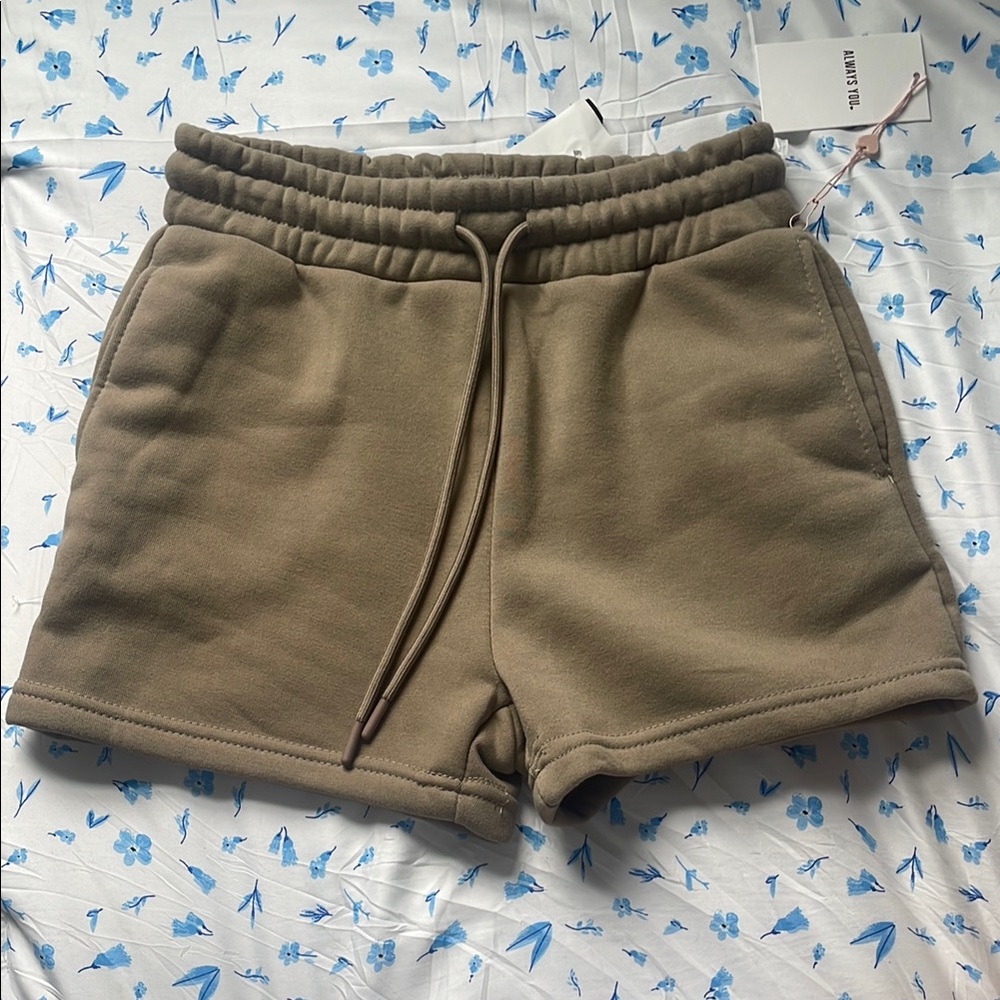 women’s tan sweatshorts